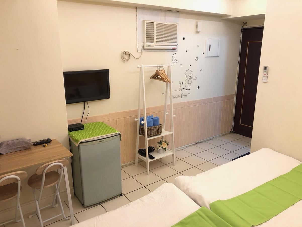 Apartament Feng Jia Kitty House Taizhong Zewnętrze zdjęcie